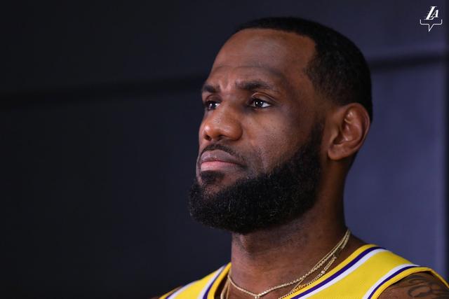 徐杰三双广东险胜北控 郭昊文24分同曦胜新疆