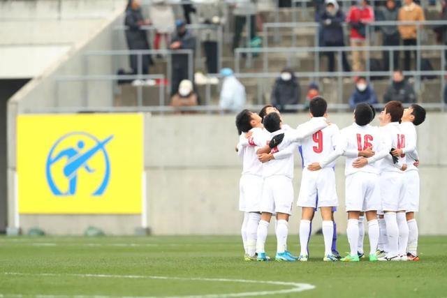 步行者大胜尼克斯32分 大比分追至2-2进天王山